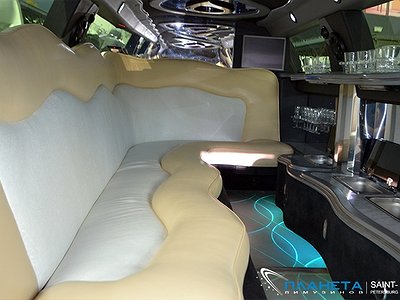 Транспорт для торжеств в аренду фото 3 - Chrysler 300C 2012